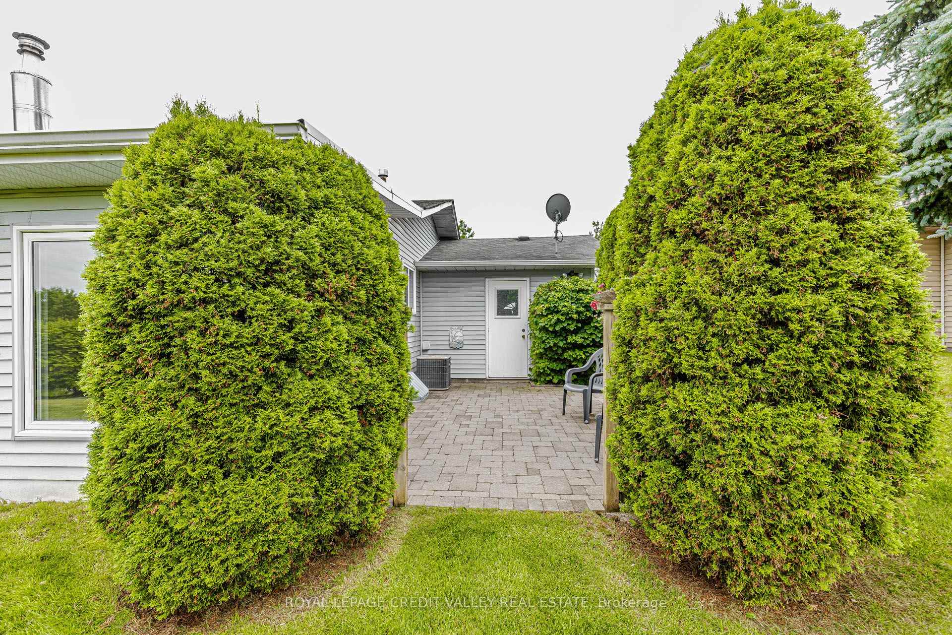 Photo 40 of 118 Tecumseth Pines Drive, New Tecumseth, Rural New Tecumseth — HOMEH