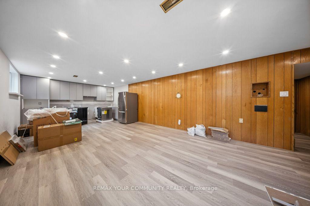 Photo 50 of 431 Innisfil Street, Barrie, Allandale Heights — HOMEH