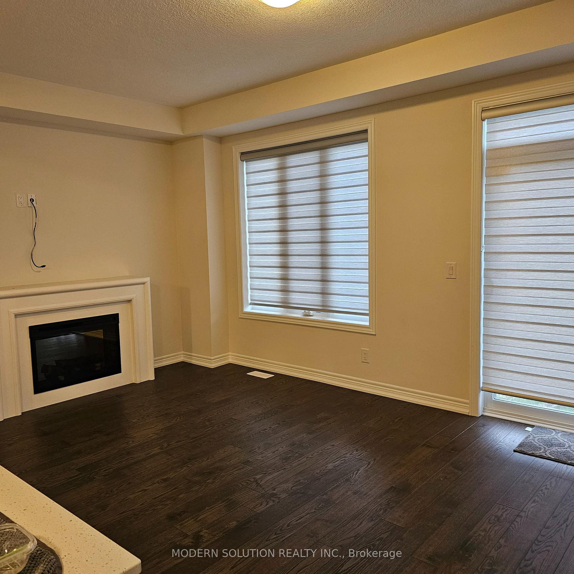 Photo 3 of 23 Gloria Street, Kitchener, Huron Park — HOMEH