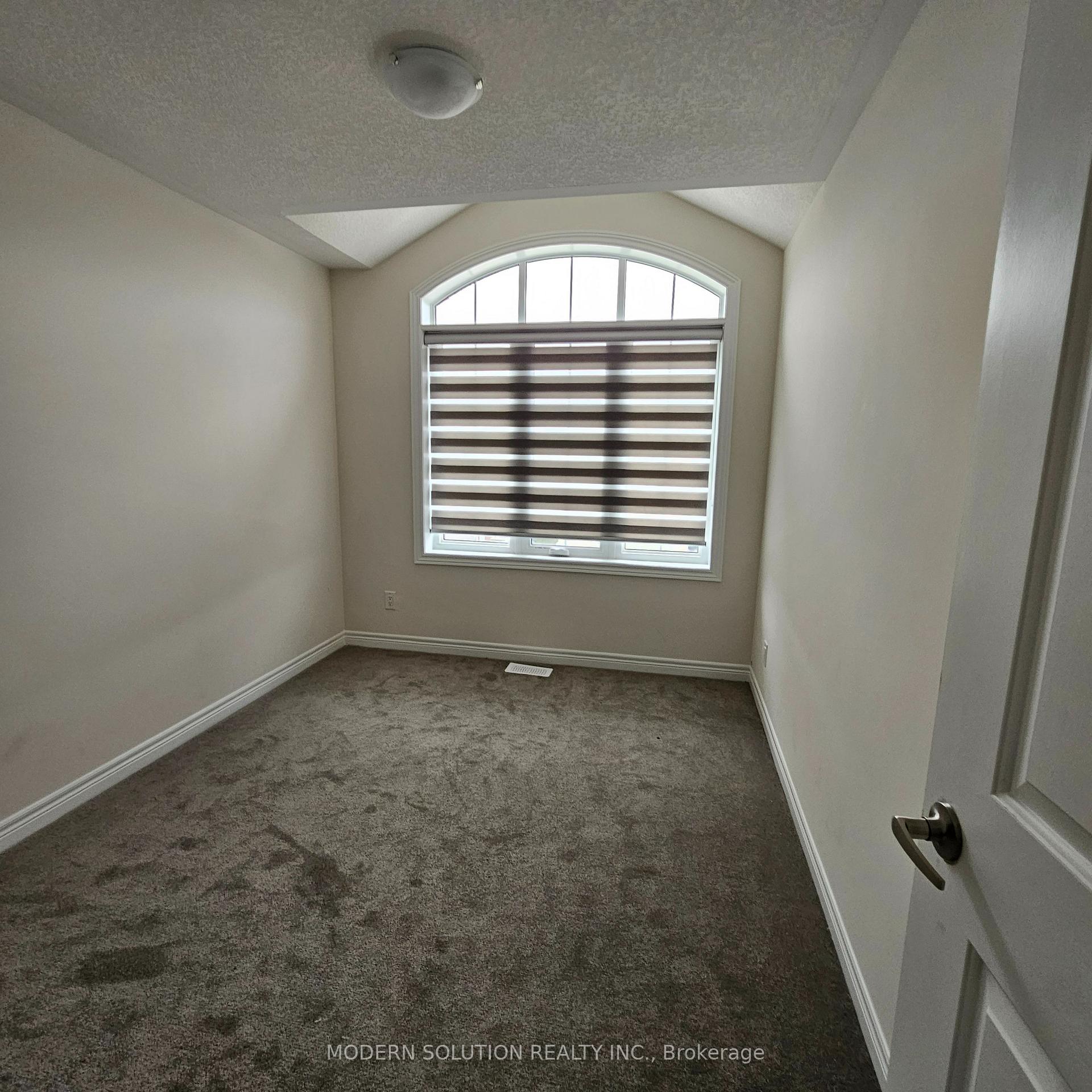 Photo 19 of 23 Gloria Street, Kitchener, Huron Park — HOMEH
