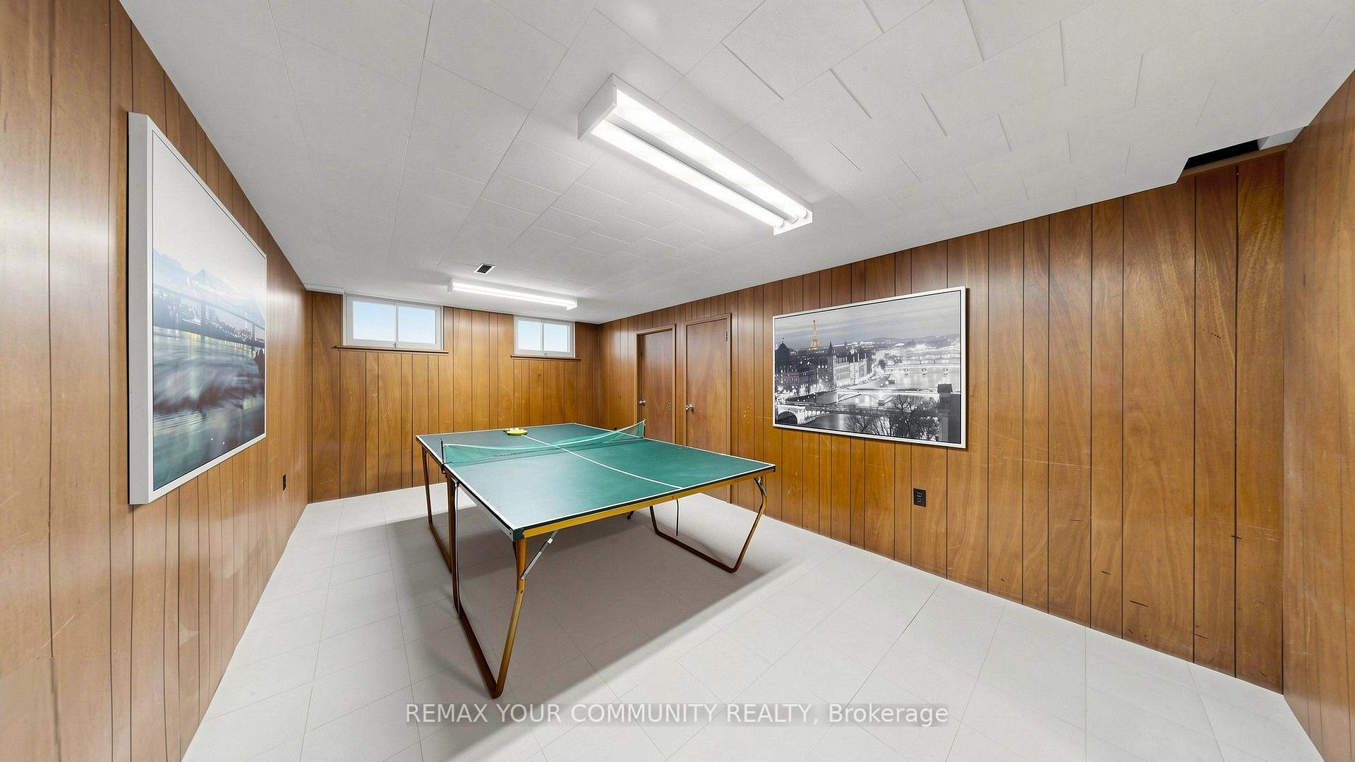 Photo 19 of 61 Norfield Crescent, Etobicoke, Elms-Old Rexdale — HOMEH