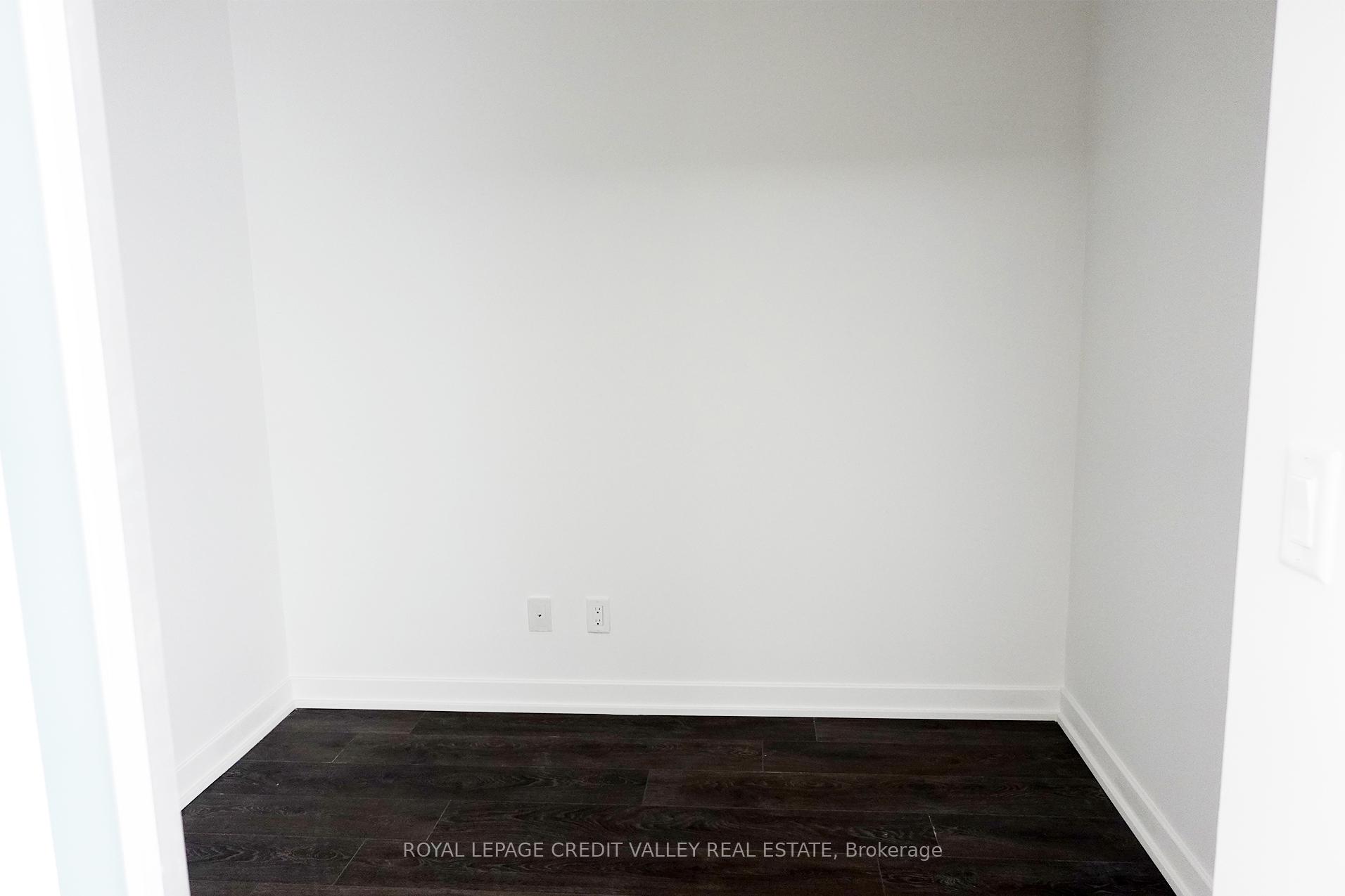Photo 8 of Unit 401, 32 Forest Manor Road, North York, Henry Farm — HOMEH