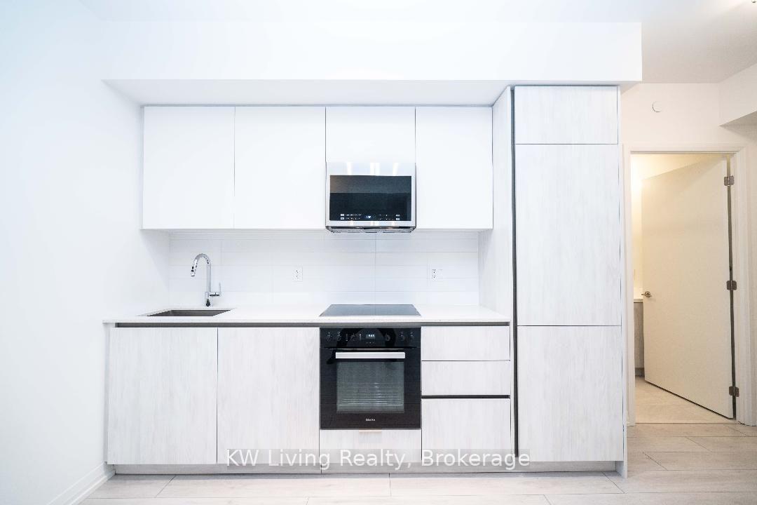 Photo 8 of Unit 523, 400 King Street W, Toronto, Waterfront Communities — HOMEH