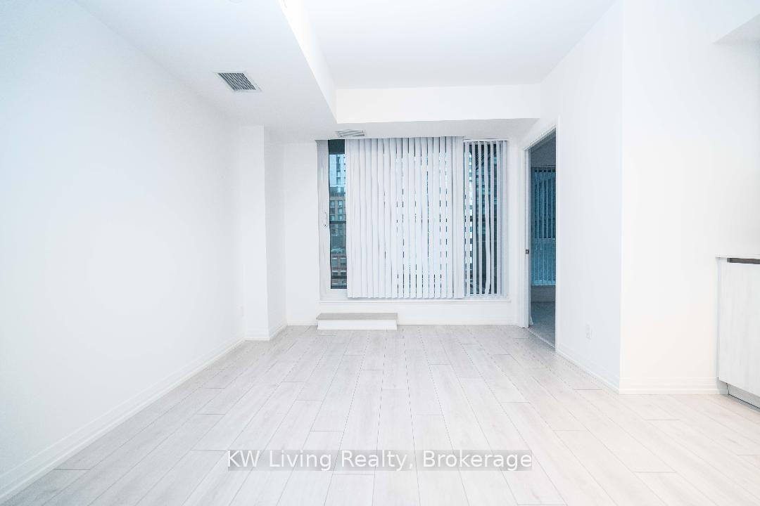 Photo 10 of Unit 523, 400 King Street W, Toronto, Waterfront Communities — HOMEH