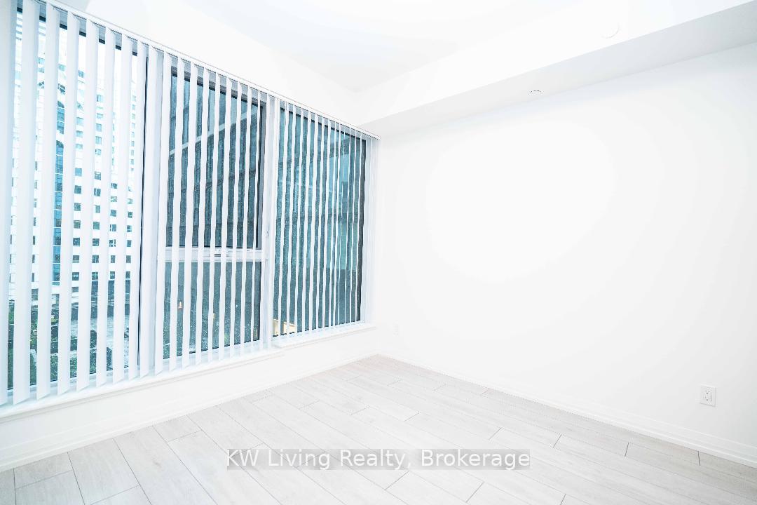 Photo 13 of Unit 523, 400 King Street W, Toronto, Waterfront Communities — HOMEH