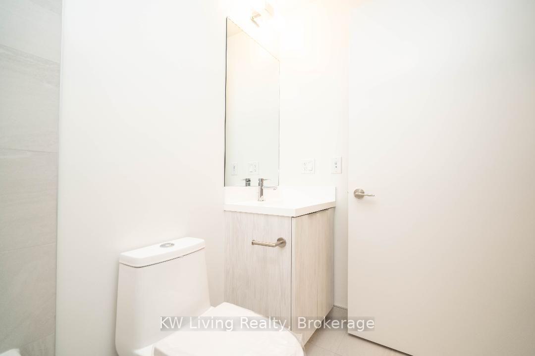 Photo 17 of Unit 523, 400 King Street W, Toronto, Waterfront Communities — HOMEH