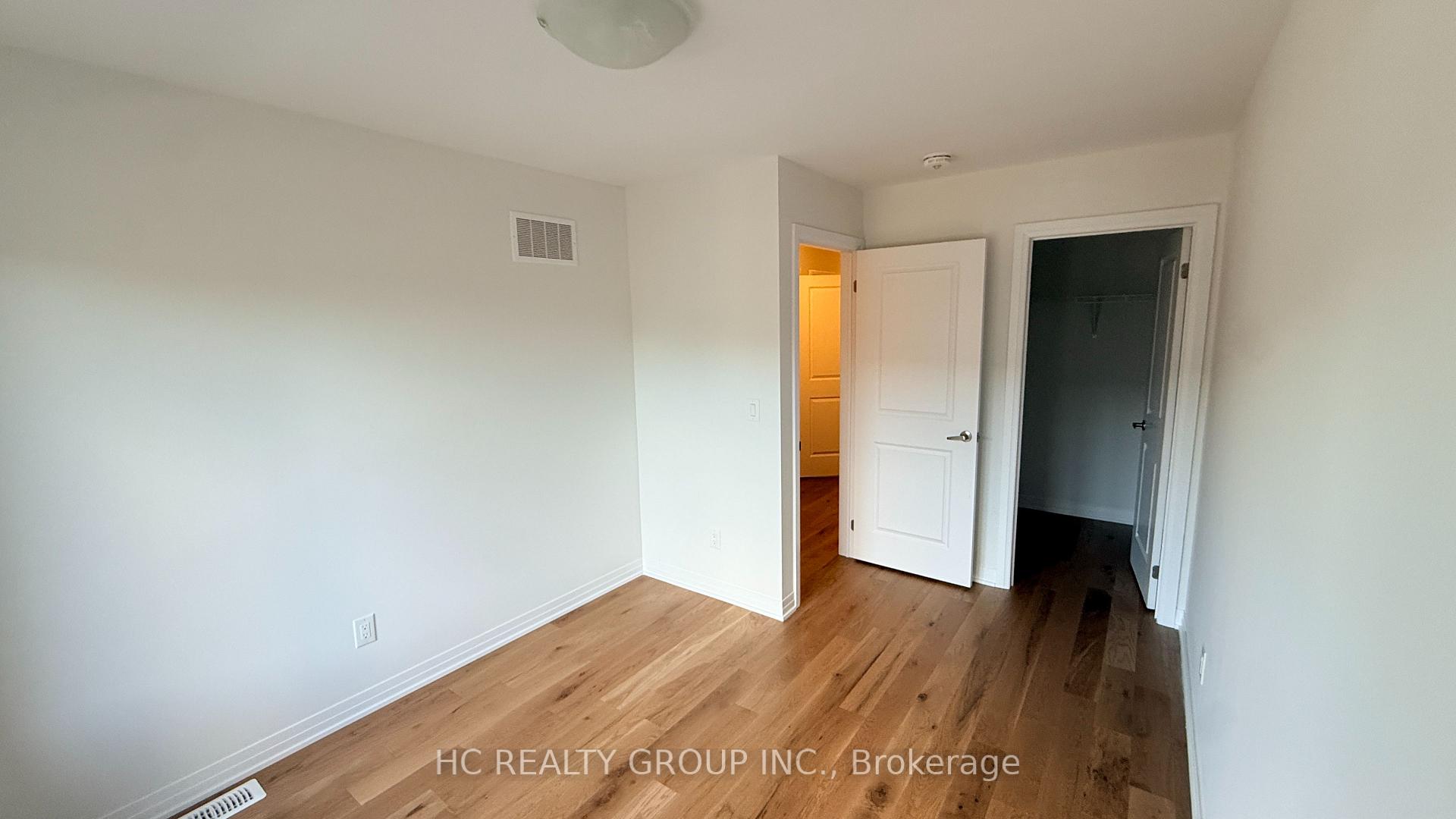 Photo 9 of 16 Anna Russell Way, Markham, Unionville — HOMEH