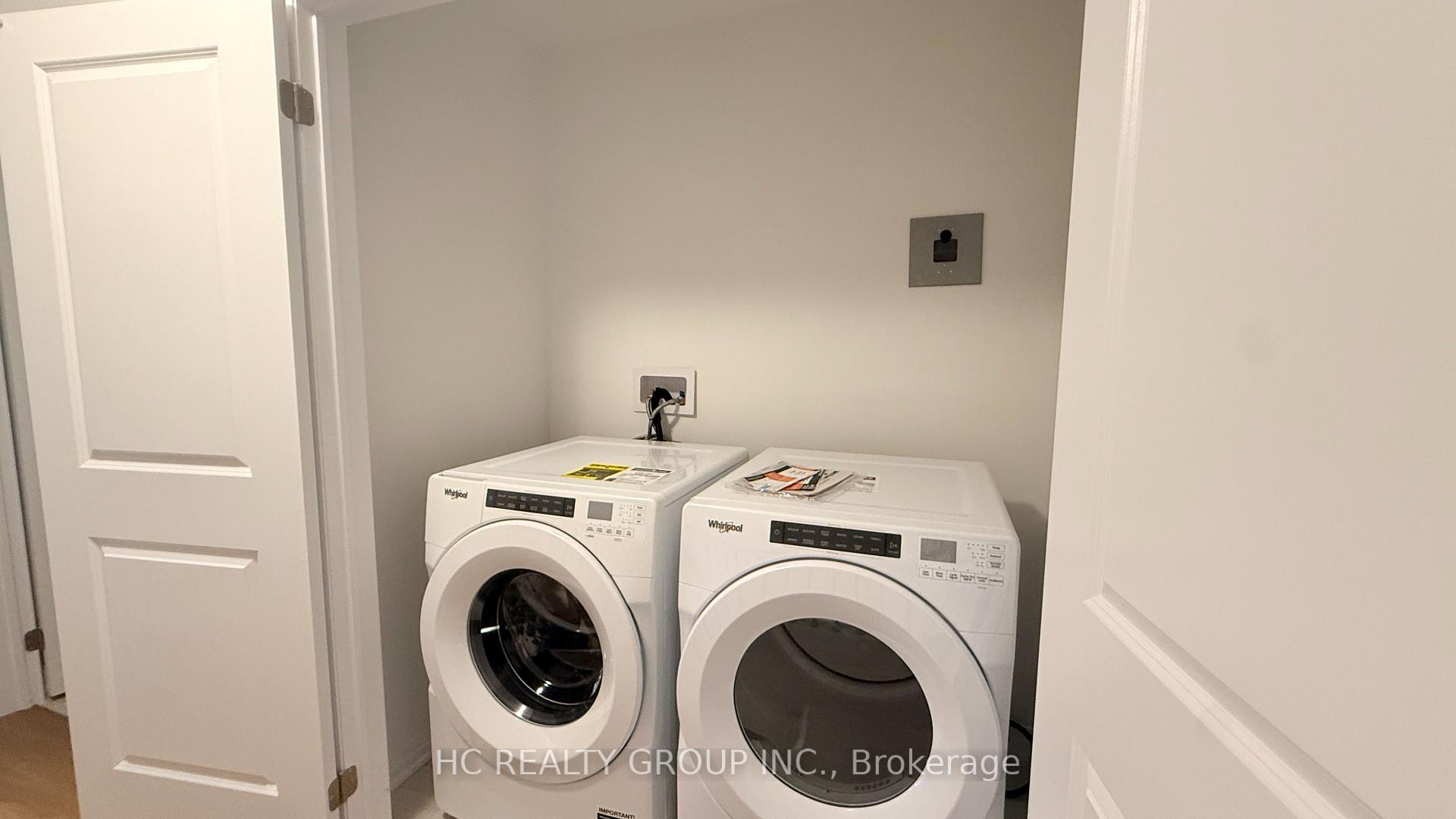 Photo 13 of 16 Anna Russell Way, Markham, Unionville — HOMEH