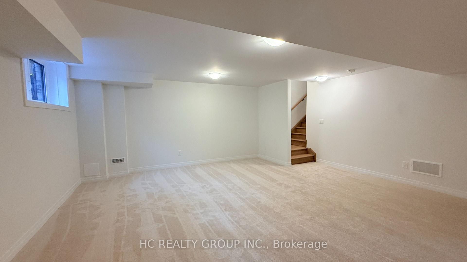 Photo 14 of 16 Anna Russell Way, Markham, Unionville — HOMEH