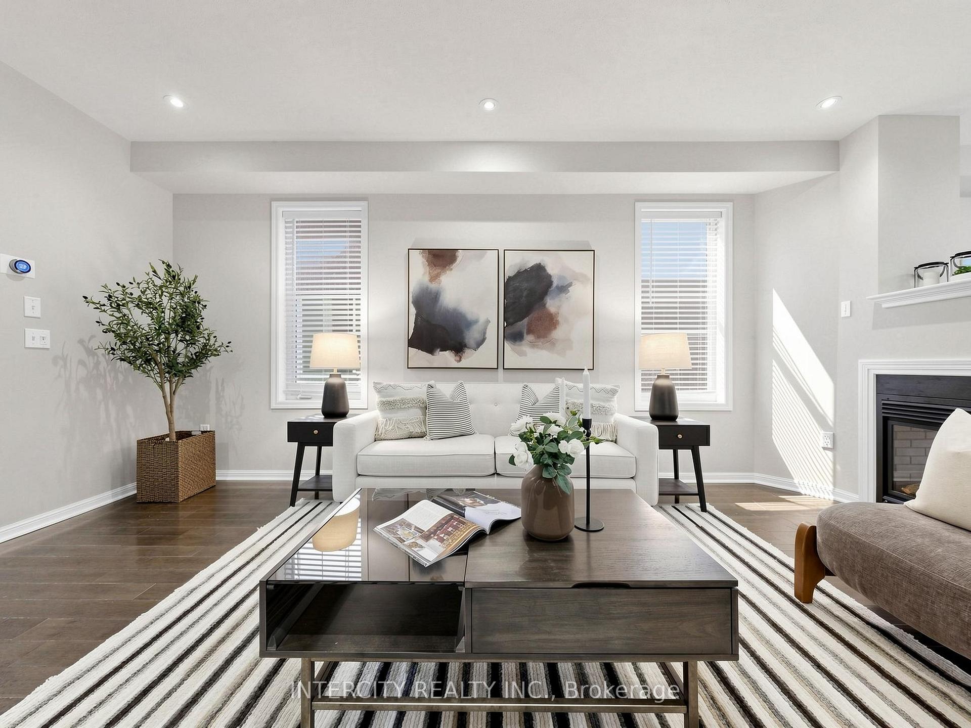 Photo 11 of 11 Charles Sturdy Road, Markham, Berczy — HOMEH