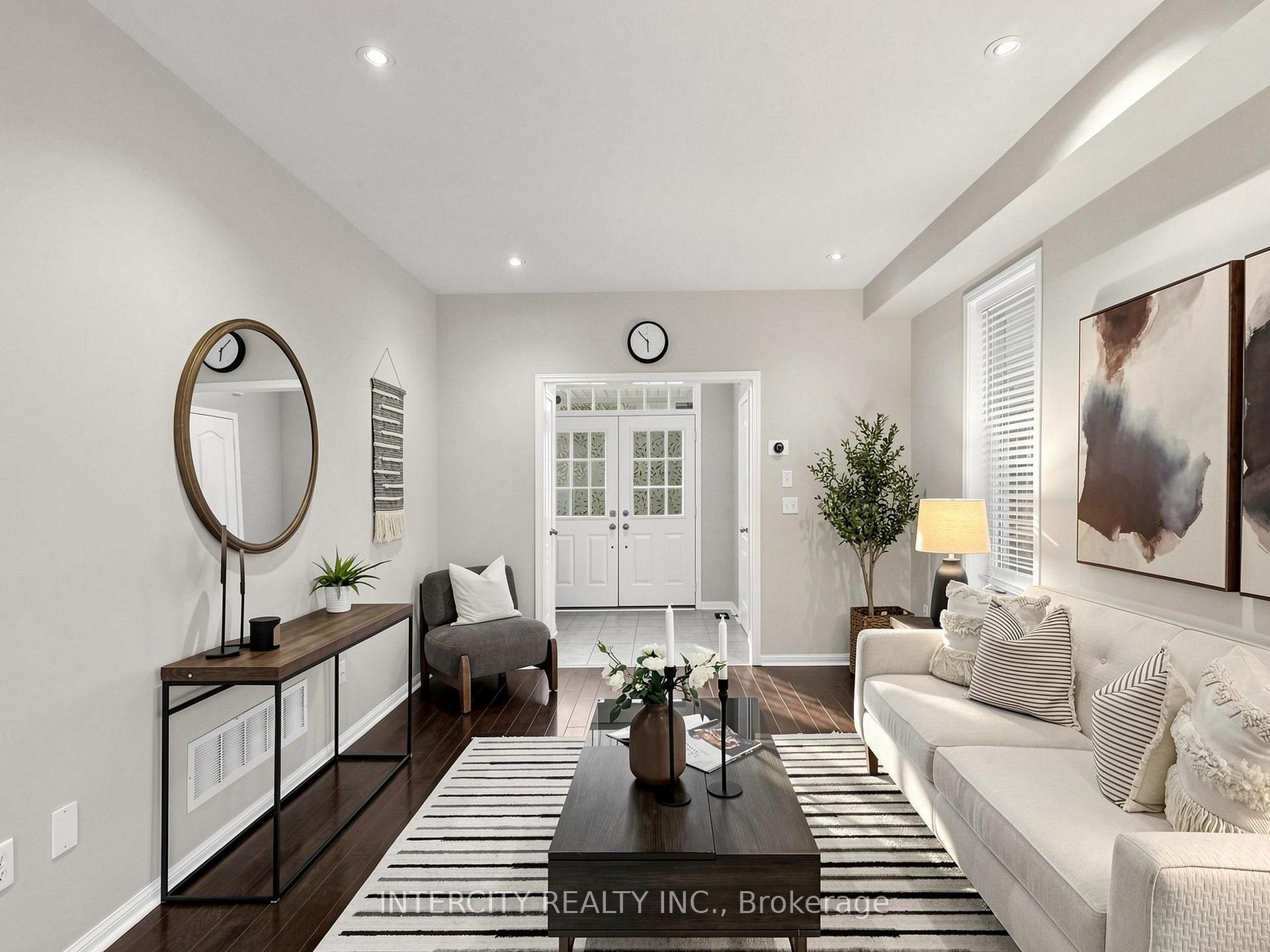 Photo 12 of 11 Charles Sturdy Road, Markham, Berczy — HOMEH