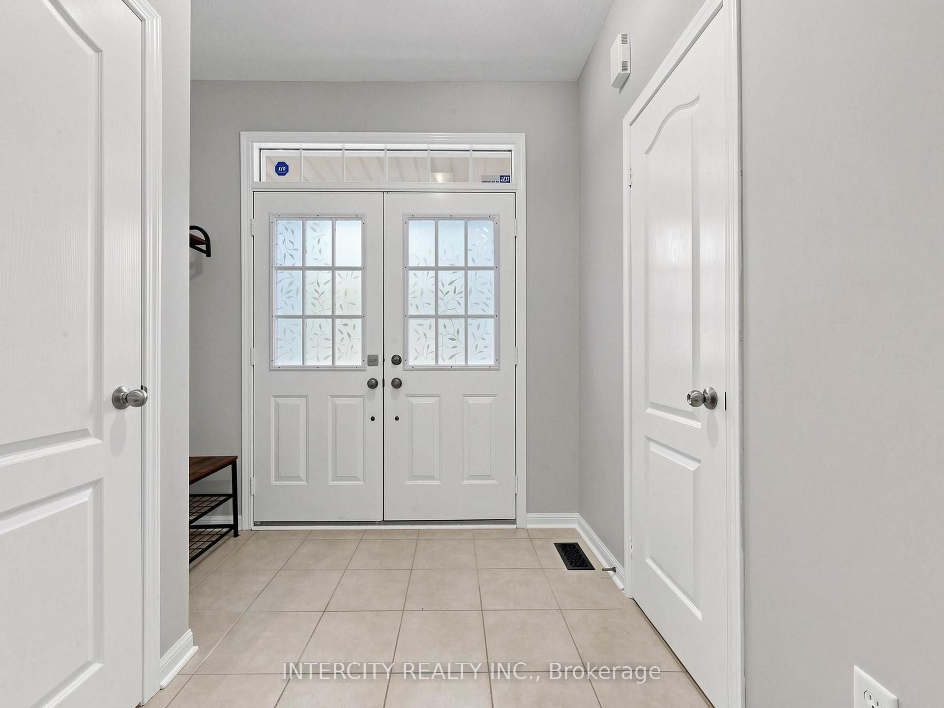 Photo 23 of 11 Charles Sturdy Road, Markham, Berczy — HOMEH