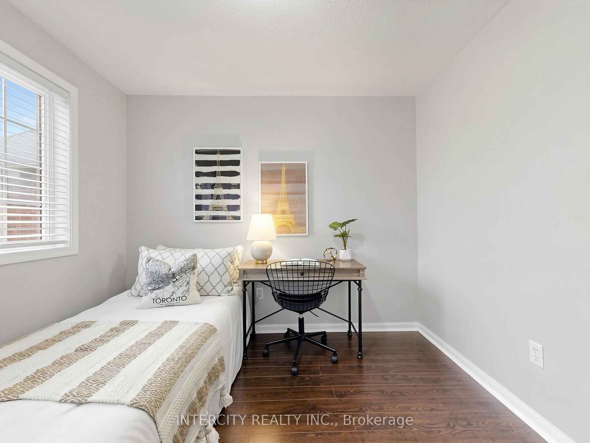 Photo 35 of 11 Charles Sturdy Road, Markham, Berczy — HOMEH