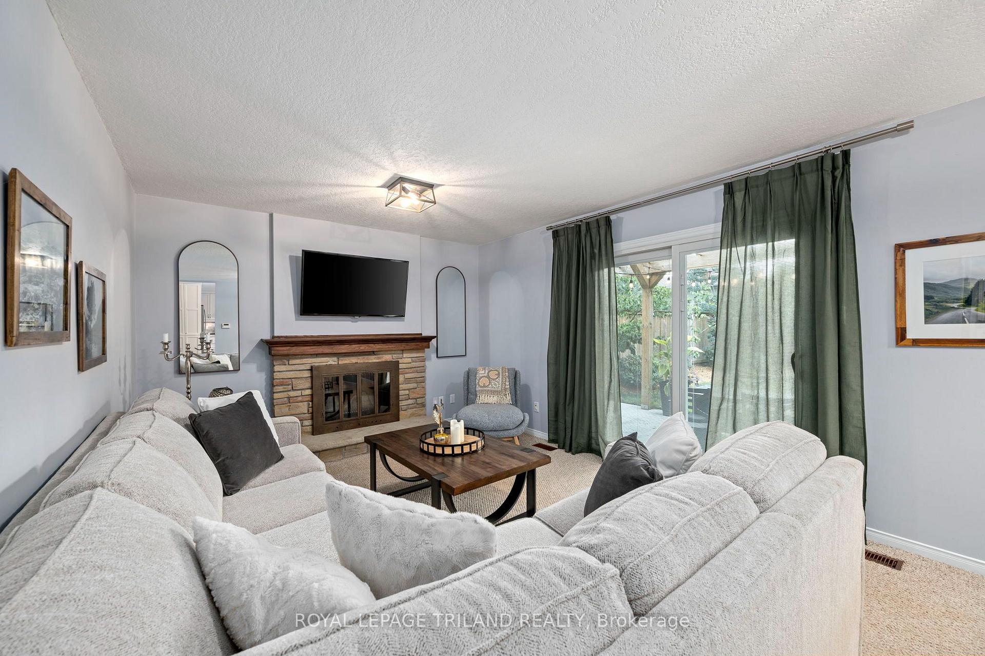 Photo 13 of 20 Meadowview Road, London, South O — HOMEH