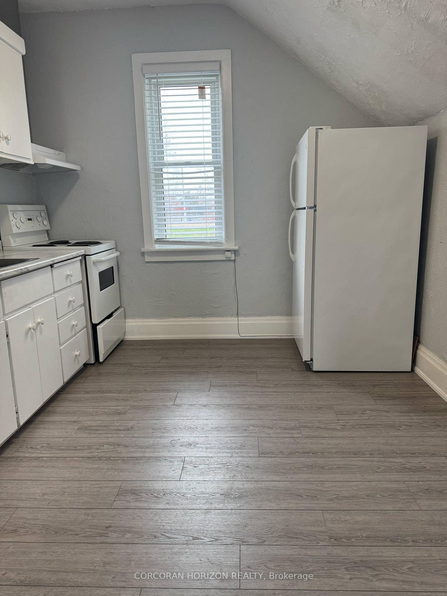 Photo 6 of Unit A, 48 Walter Street, Kitchener, KW Hospital — HOMEH