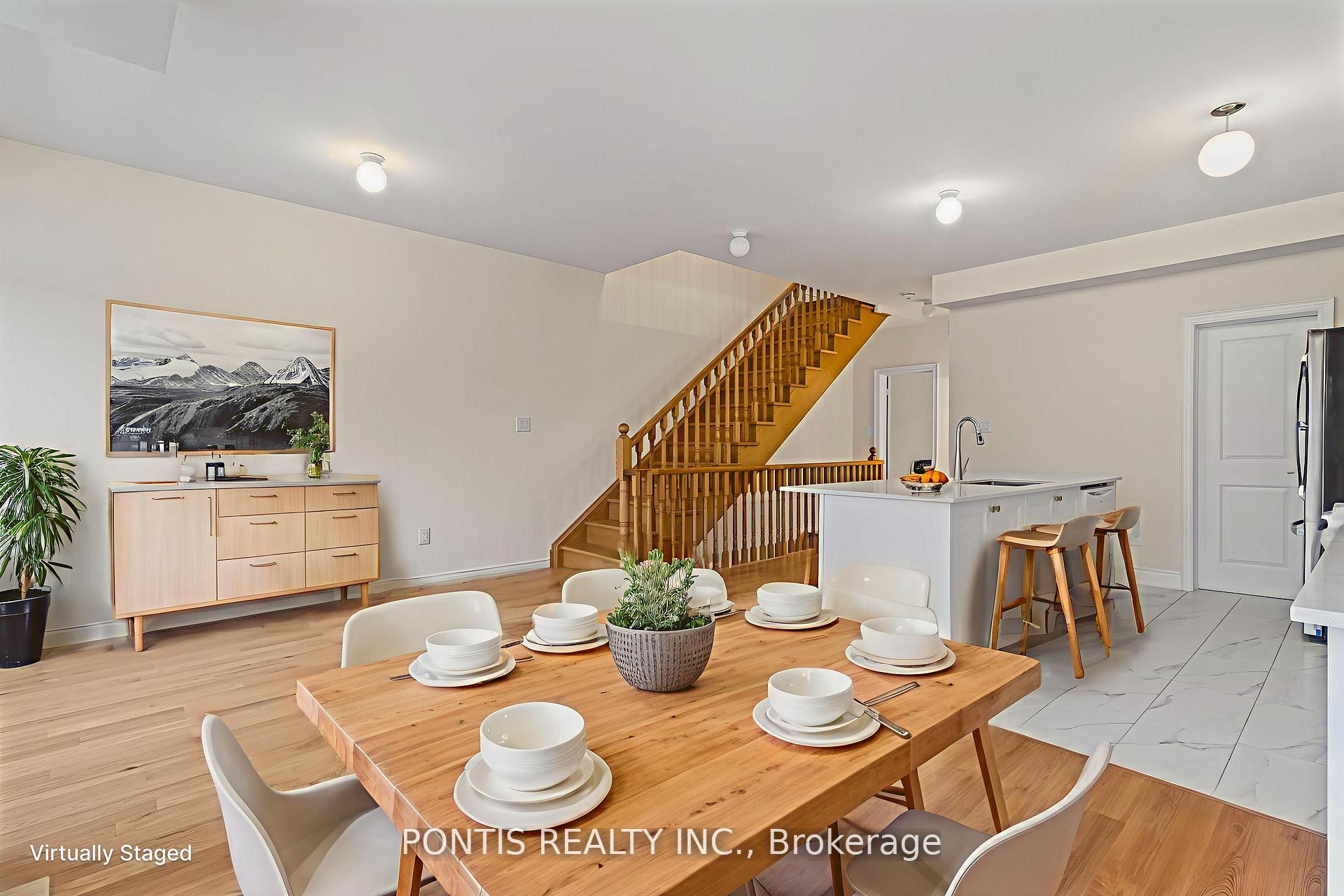 Photo 7 of 221 Tennant Circle, Vaughan, Vellore Village — HOMEH