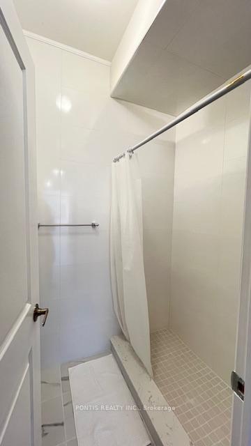 Photo 14 of 221 Tennant Circle, Vaughan, Vellore Village — HOMEH