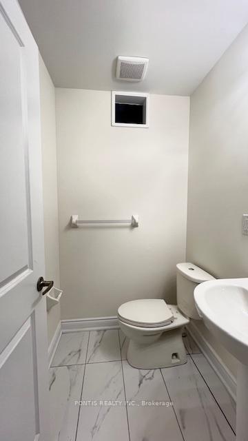 Photo 18 of 221 Tennant Circle, Vaughan, Vellore Village — HOMEH
