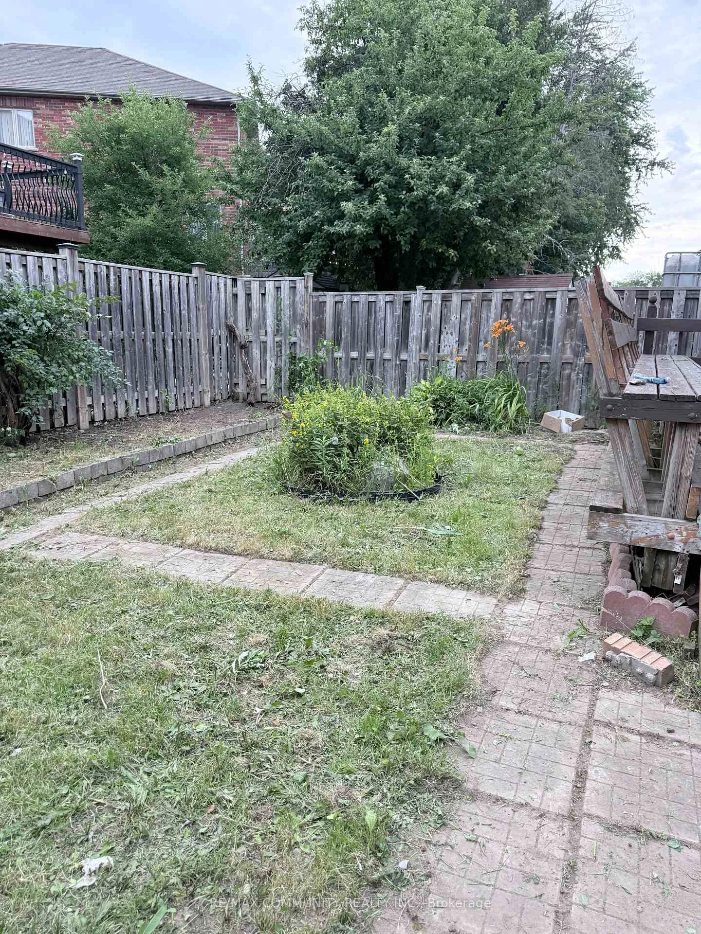 Photo 32 of 26 Grosbeak Crescent, Scarborough, Rouge — HOMEH