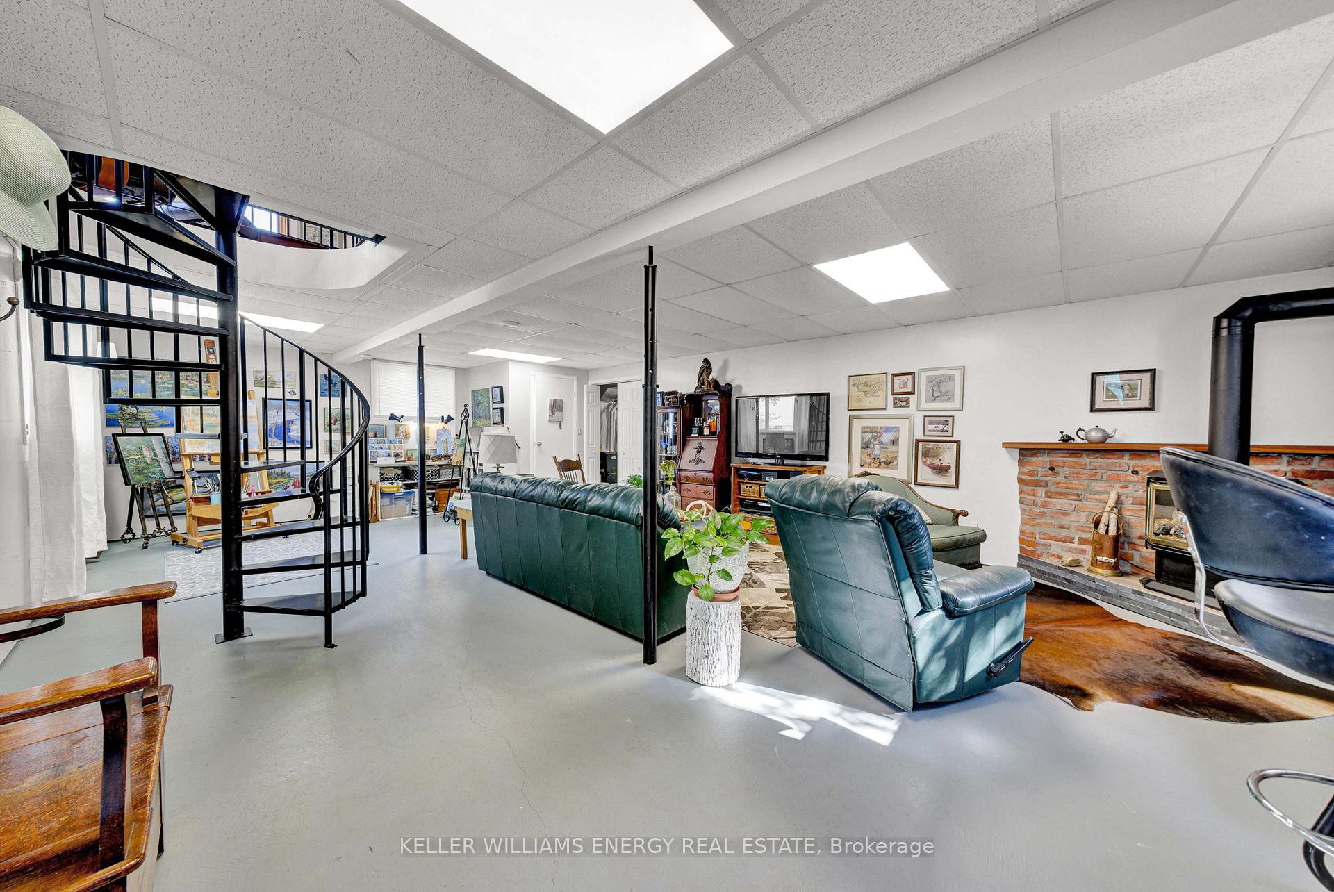 Photo 21 of 102 Bishop Lane, Prince Edward County, Sophiasburg Ward — HOMEH