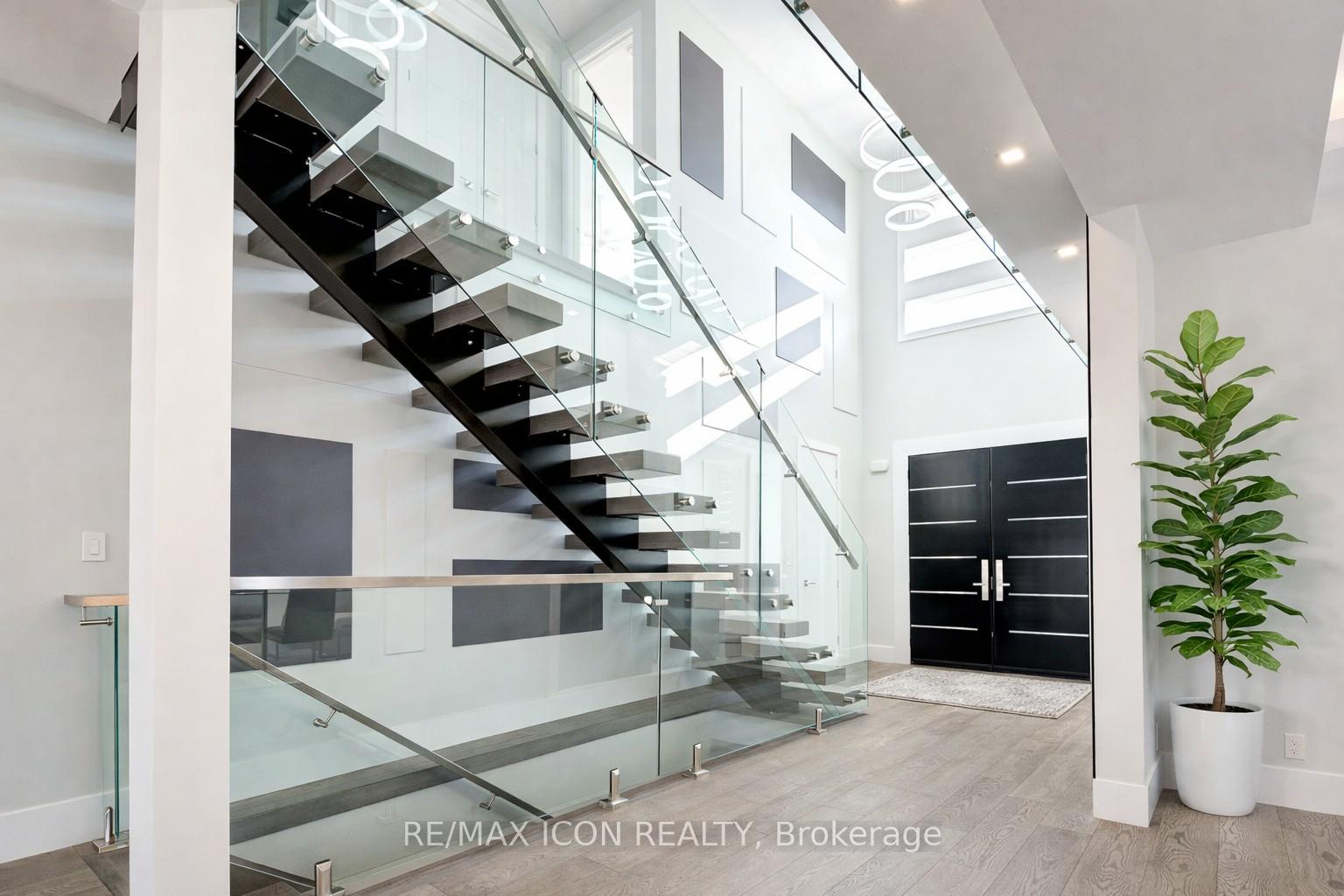 Photo 8 of 685 Meadowsweet Avenue, Waterloo — HOMEH