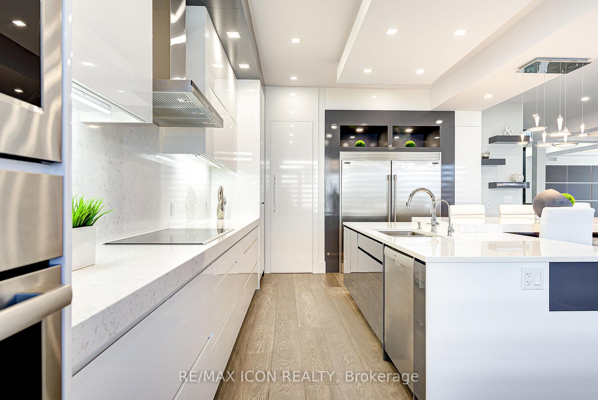 Photo 20 of 685 Meadowsweet Avenue, Waterloo — HOMEH