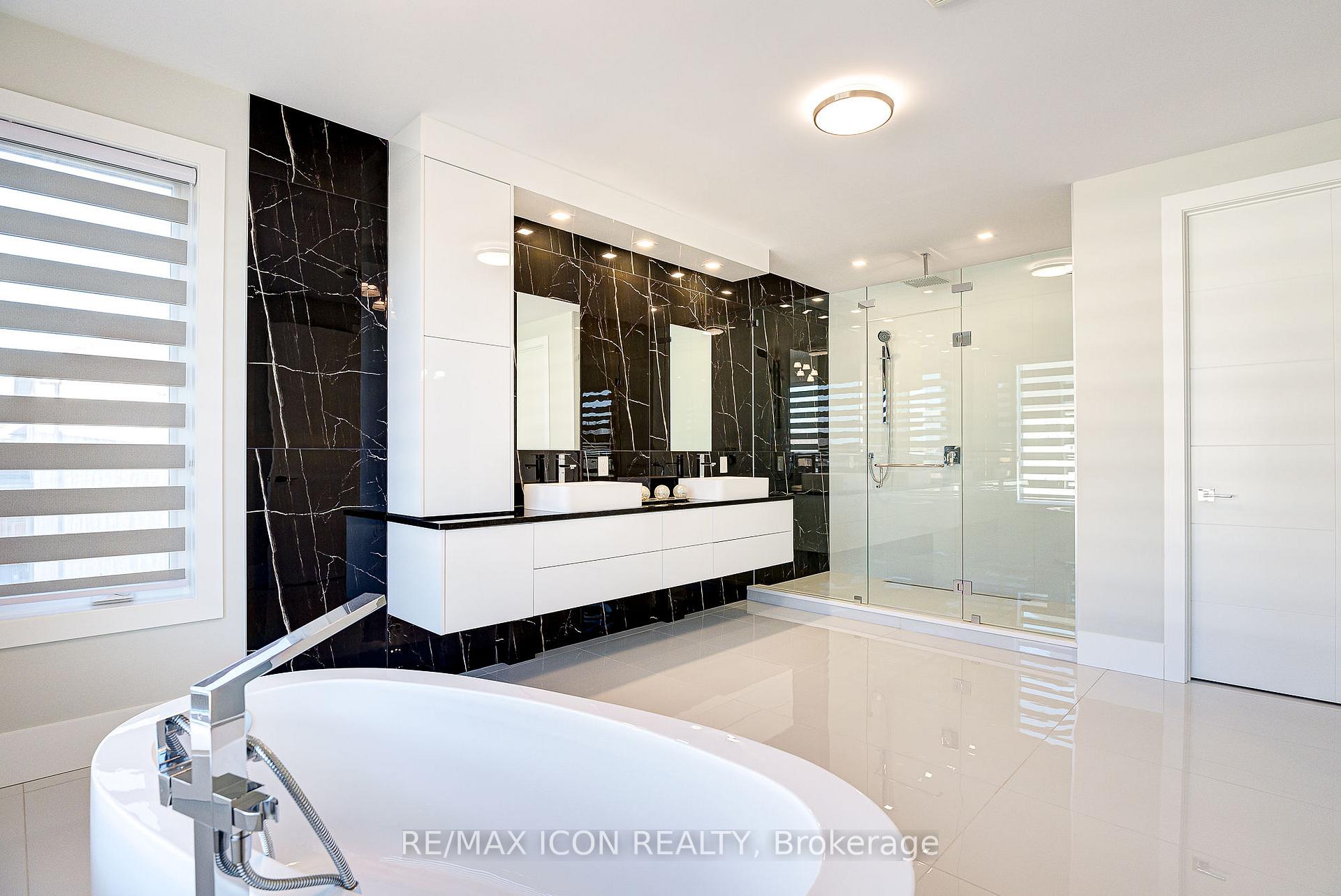 Photo 30 of 685 Meadowsweet Avenue, Waterloo — HOMEH