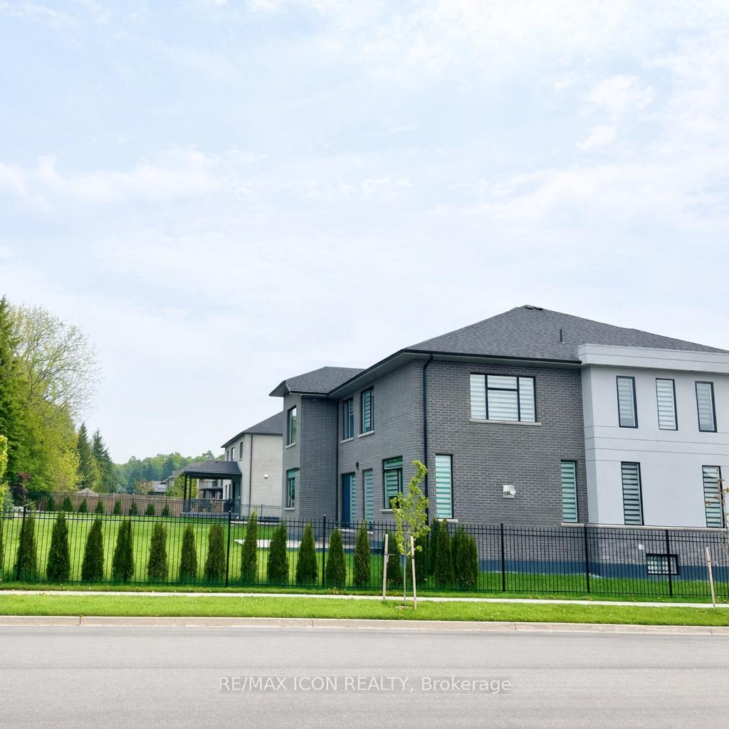 Photo 44 of 685 Meadowsweet Avenue, Waterloo — HOMEH