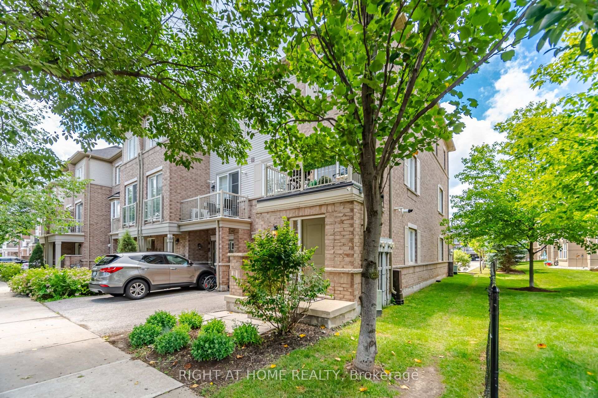 Photo 45 of Unit 153, 165 Hampshire Way, Milton, Dempsey — HOMEH