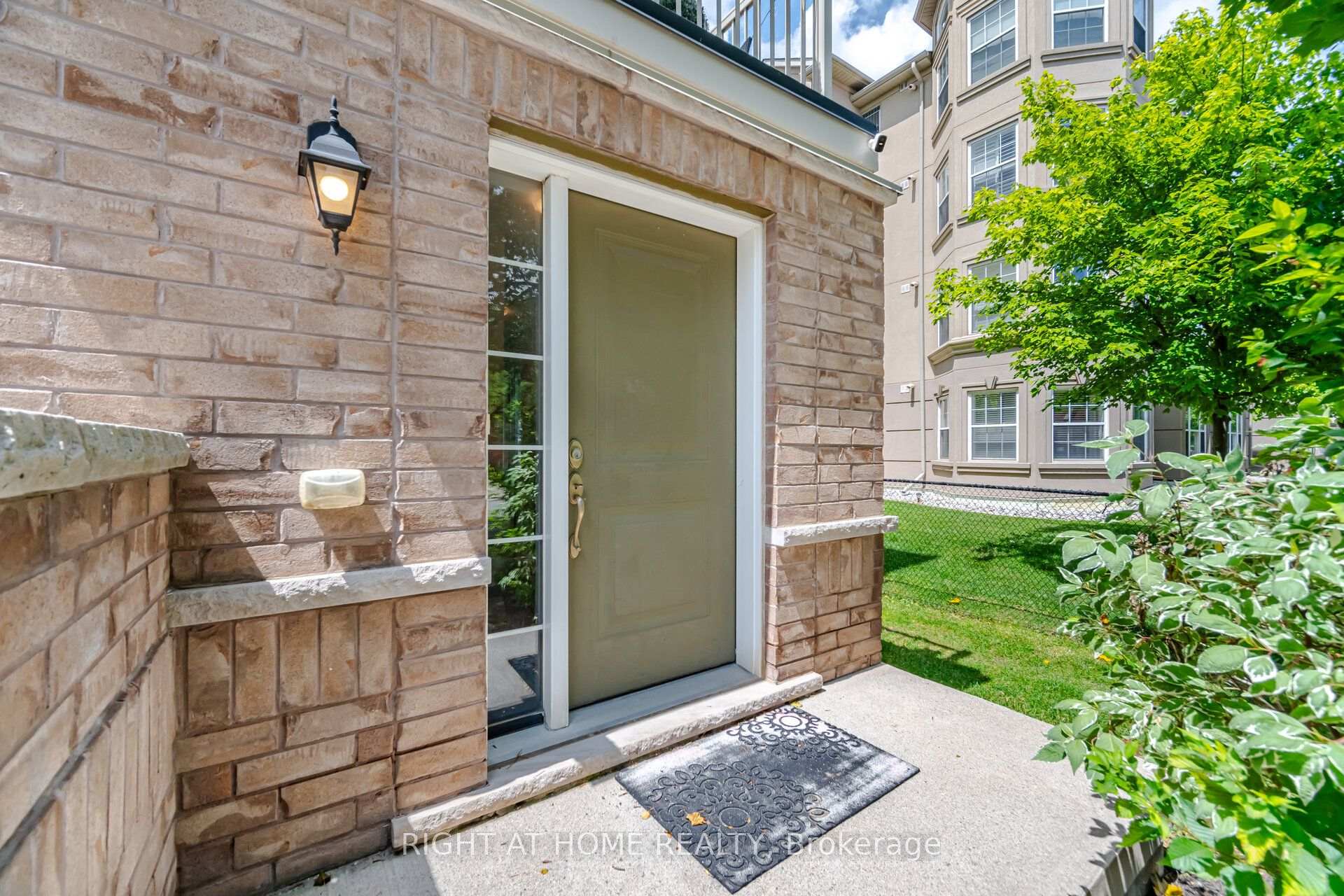 Photo 47 of Unit 153, 165 Hampshire Way, Milton, Dempsey — HOMEH
