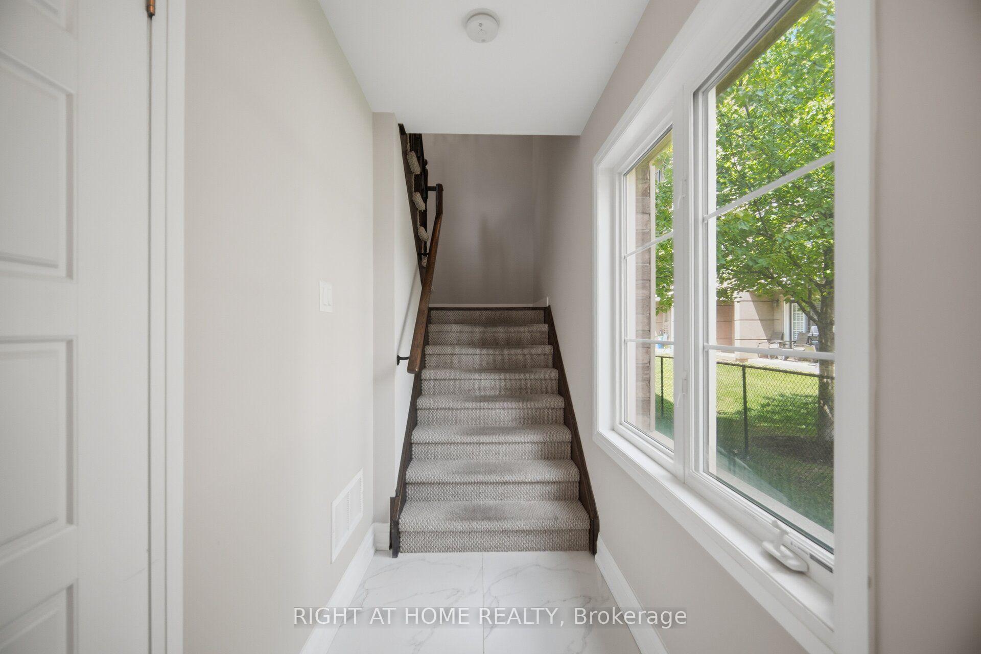 Photo 9 of Unit 153, 165 Hampshire Way, Milton, Dempsey — HOMEH