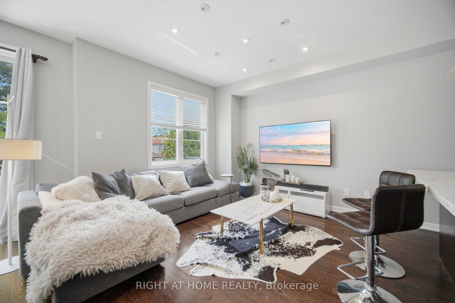 Photo 13 of Unit 153, 165 Hampshire Way, Milton, Dempsey — HOMEH