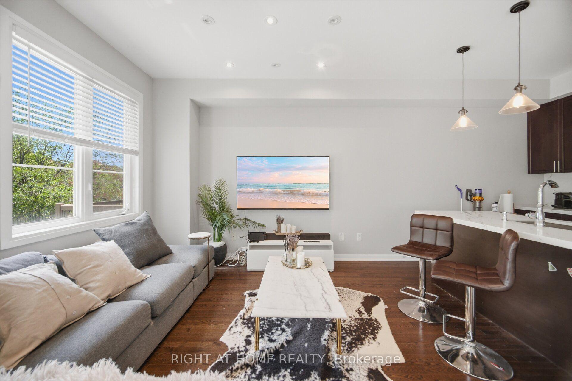 Photo 14 of Unit 153, 165 Hampshire Way, Milton, Dempsey — HOMEH