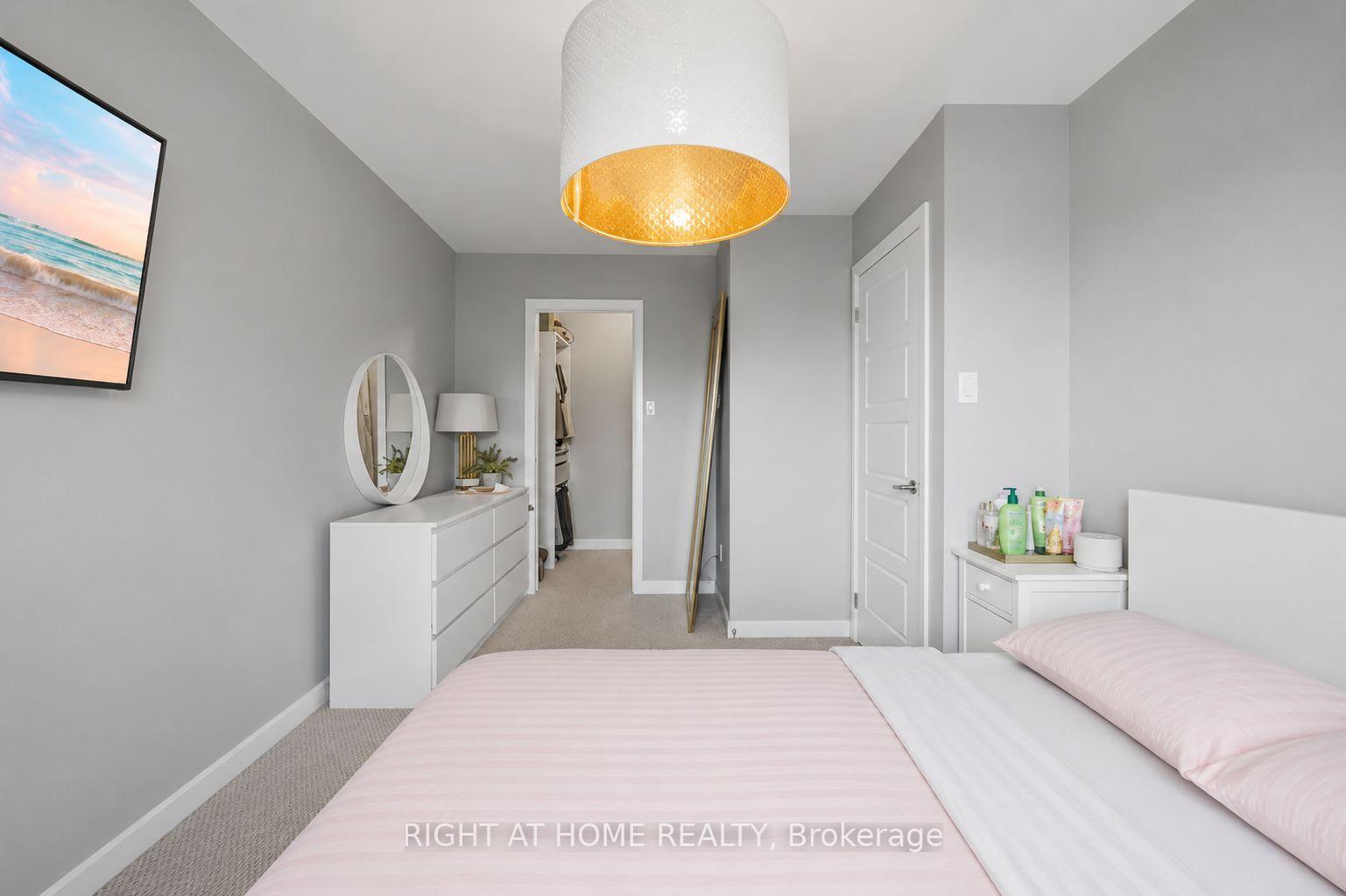 Photo 22 of Unit 153, 165 Hampshire Way, Milton, Dempsey — HOMEH