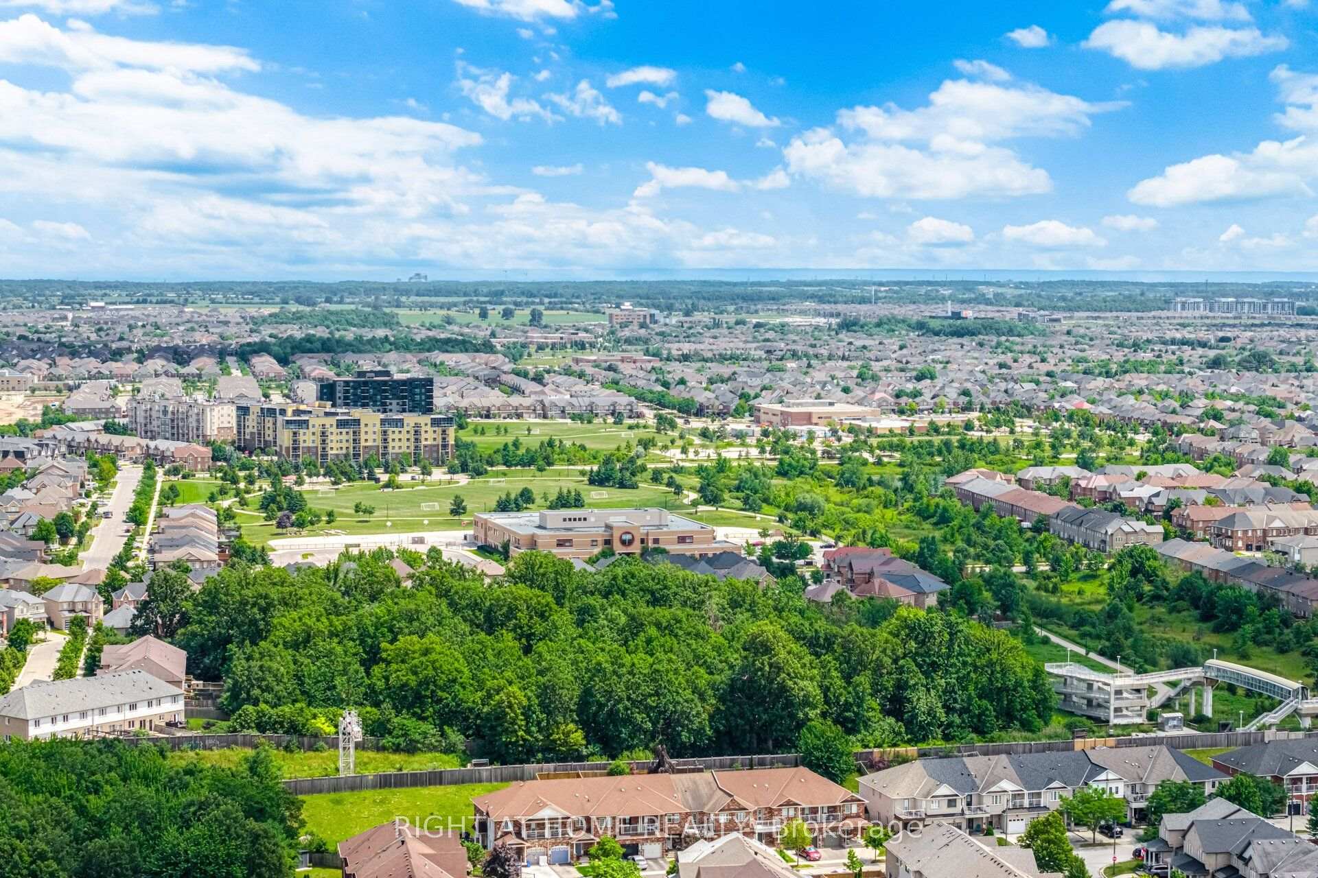 Photo 41 of Unit 153, 165 Hampshire Way, Milton, Dempsey — HOMEH