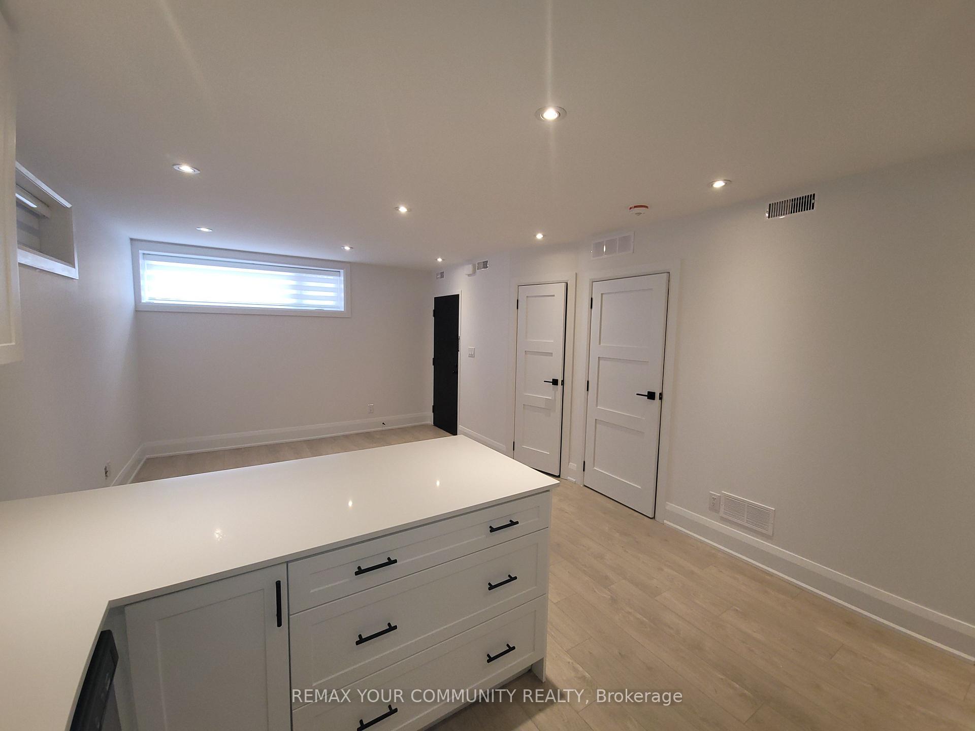 Photo 2 of Unit BSMT, 248 Gladstone Avenue, Toronto, Little Portugal — HOMEH