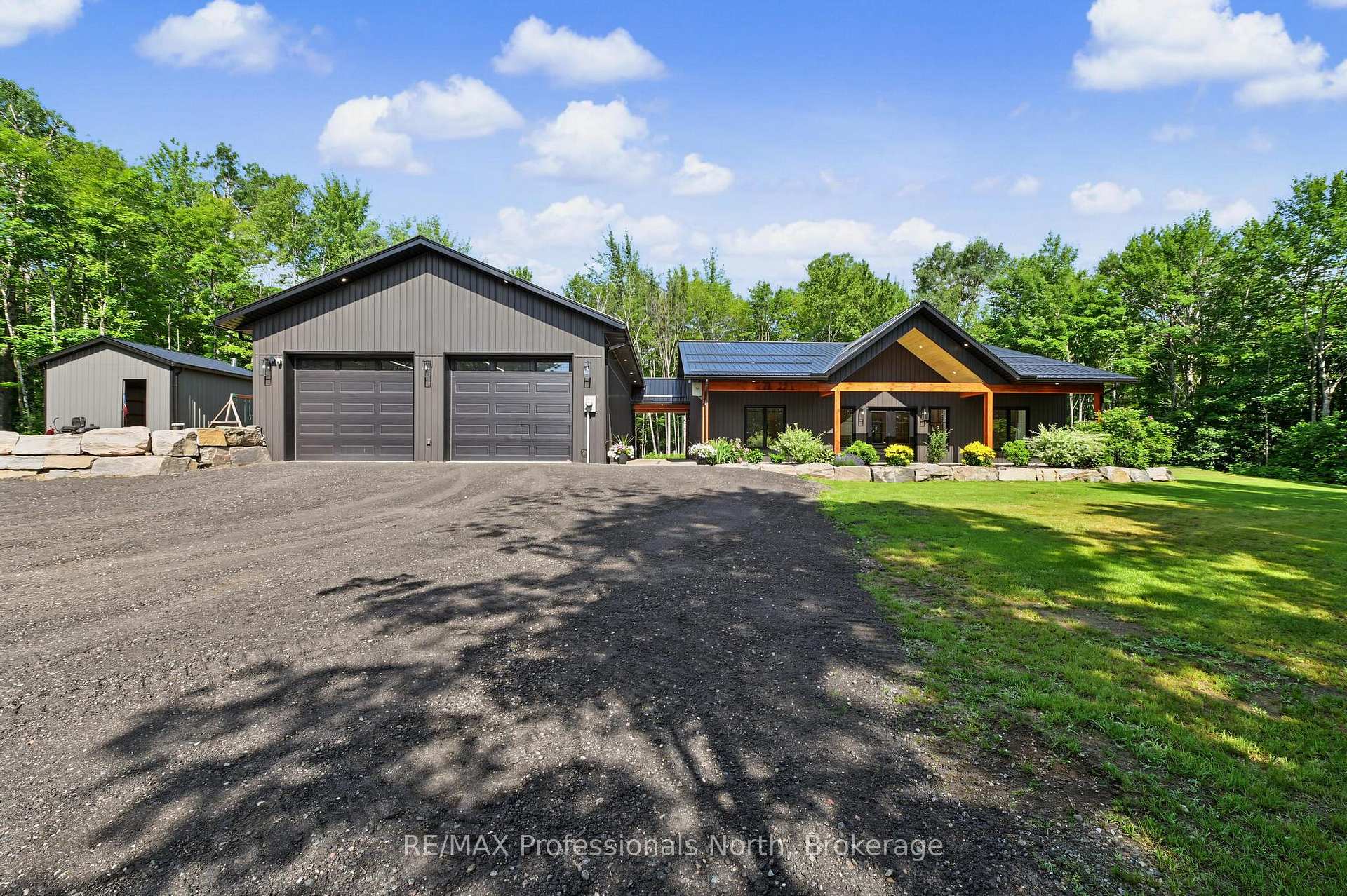 Photo 2 of 1541 Bobcaygeon Road, Minden Hills, Anson — HOMEH