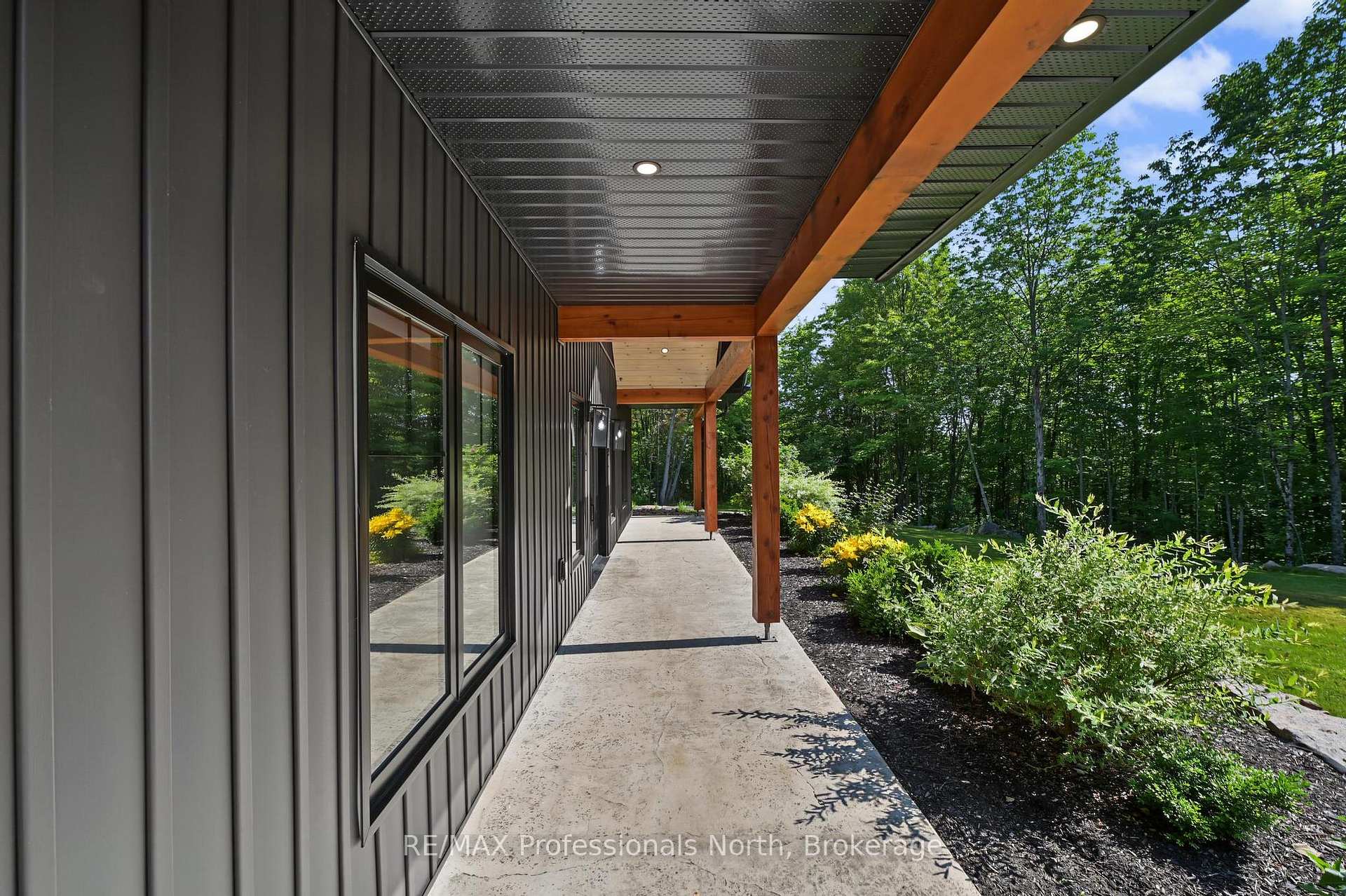 Photo 6 of 1541 Bobcaygeon Road, Minden Hills, Anson — HOMEH