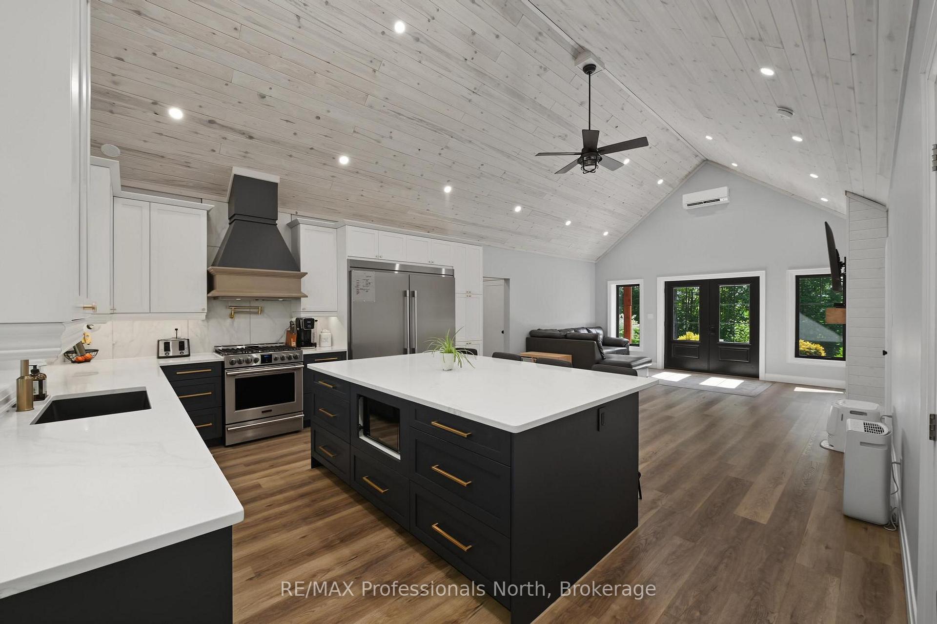 Photo 10 of 1541 Bobcaygeon Road, Minden Hills, Anson — HOMEH
