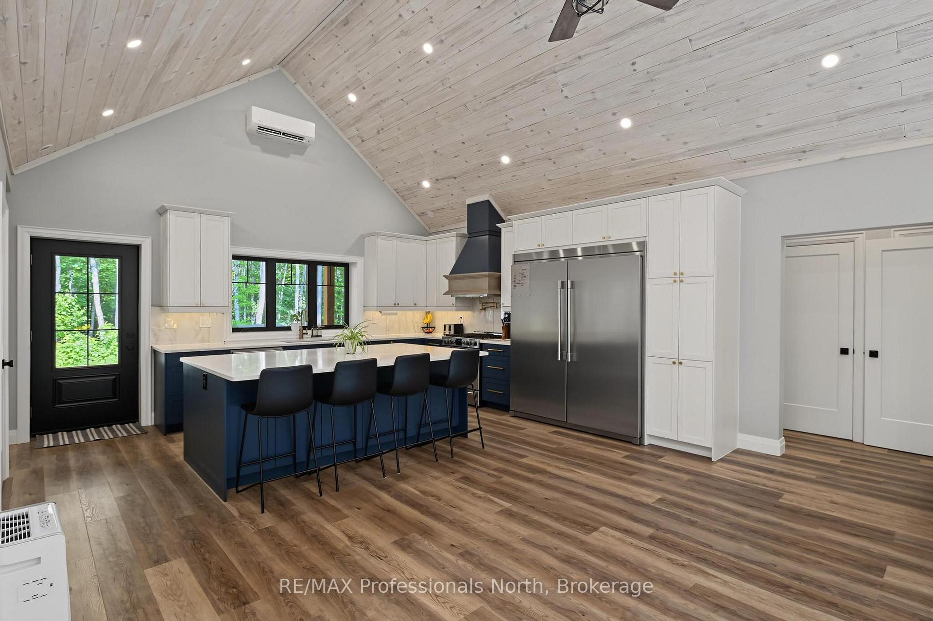 Photo 12 of 1541 Bobcaygeon Road, Minden Hills, Anson — HOMEH
