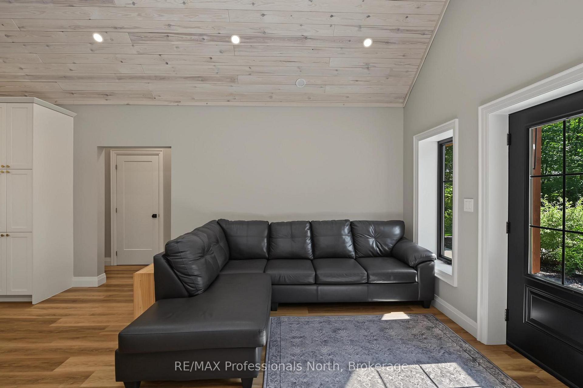 Photo 18 of 1541 Bobcaygeon Road, Minden Hills, Anson — HOMEH