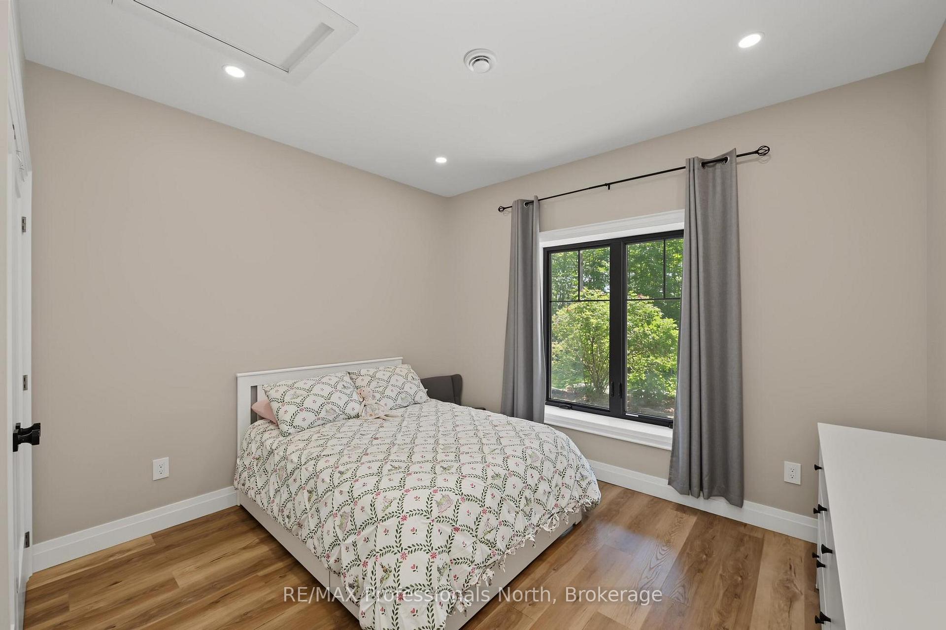 Photo 21 of 1541 Bobcaygeon Road, Minden Hills, Anson — HOMEH