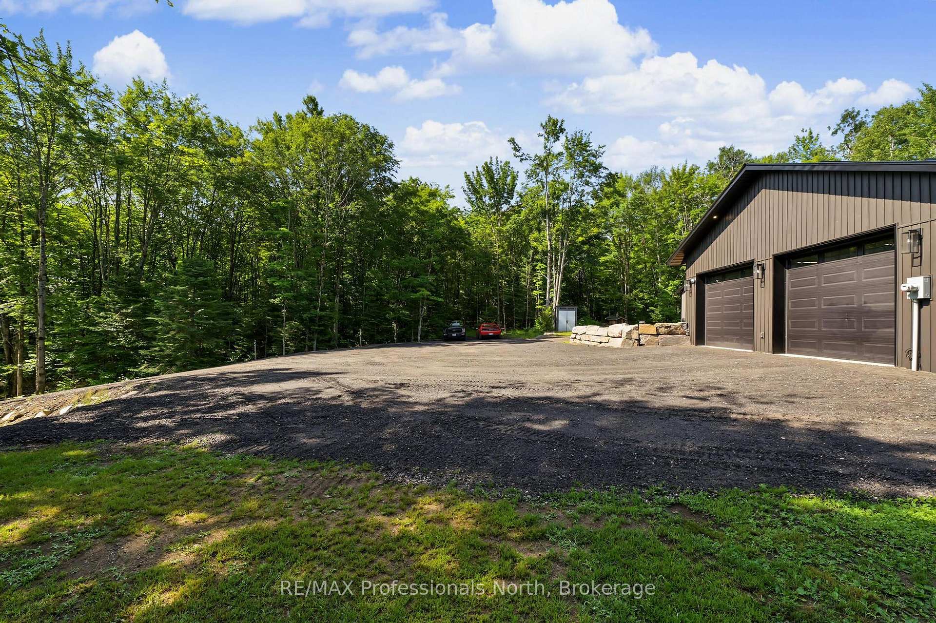 Photo 38 of 1541 Bobcaygeon Road, Minden Hills, Anson — HOMEH