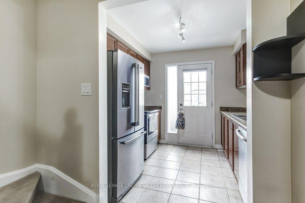 Photo 11 of Unit 66, 71 Garth Massey Drive, Cambridge, Fiddlesticks — HOMEH