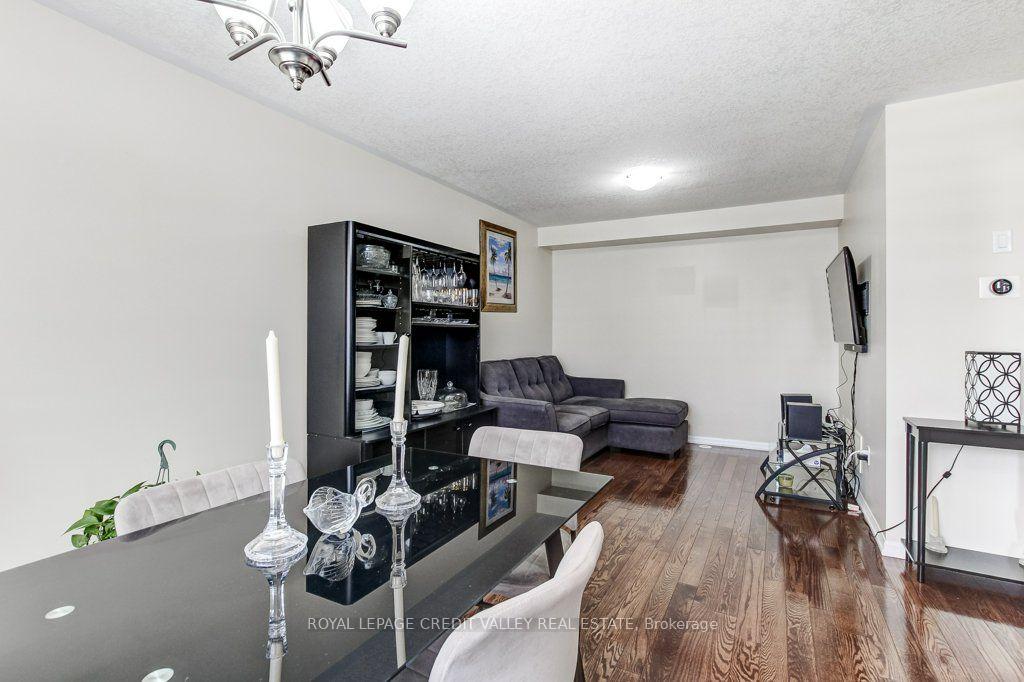 Photo 19 of Unit 66, 71 Garth Massey Drive, Cambridge, Fiddlesticks — HOMEH