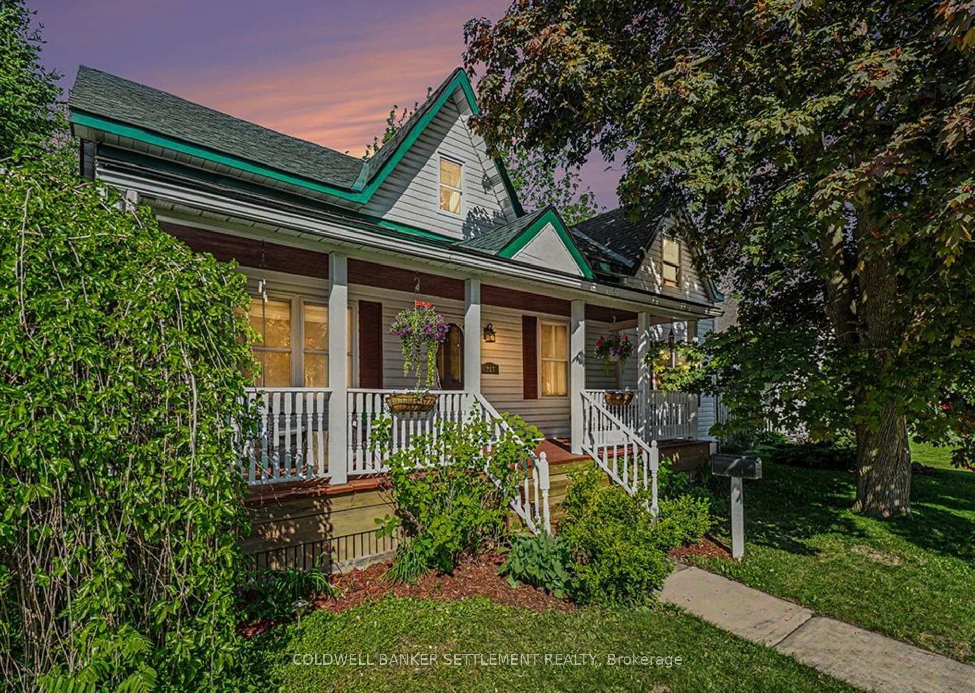 Photo 37 of 217 Gore Street E, Perth, Perth — HOMEH