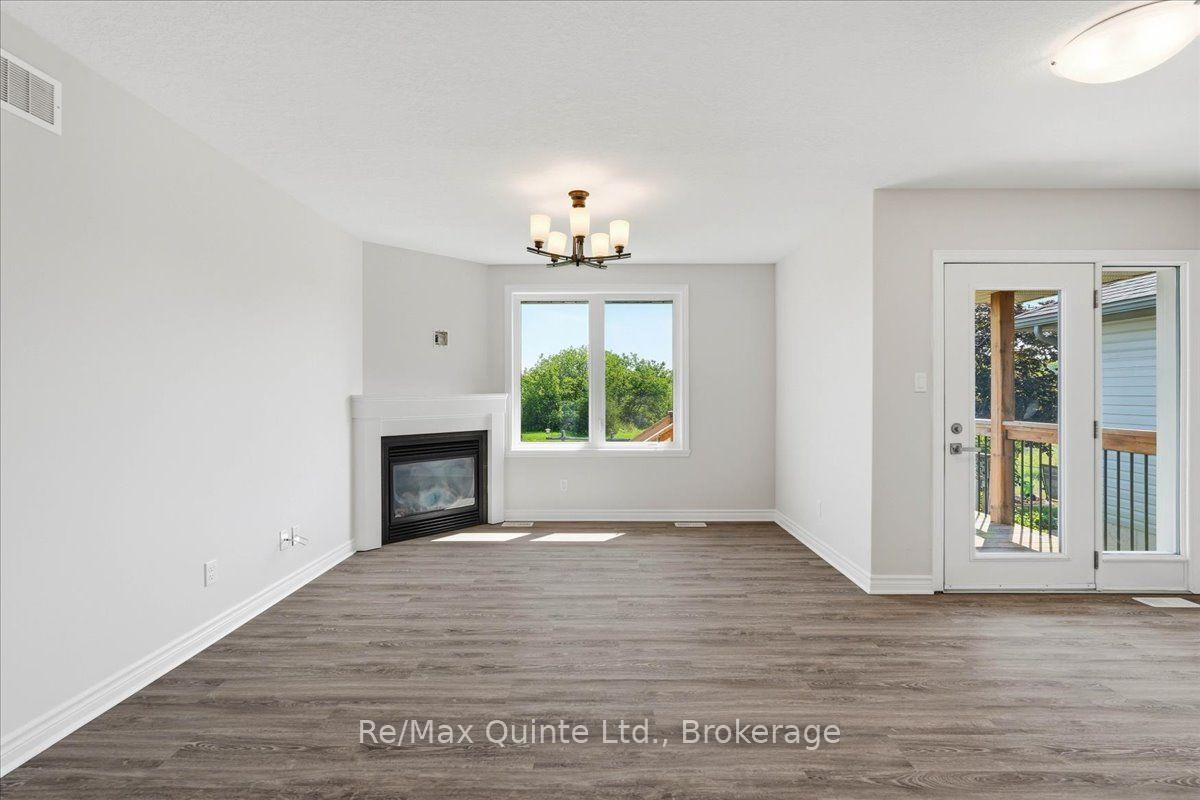 Photo 16 of 119 Greenhill Lane, Belleville, Belleville Ward — HOMEH