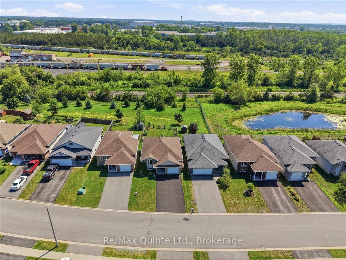 Photo 37 of 119 Greenhill Lane, Belleville, Belleville Ward — HOMEH