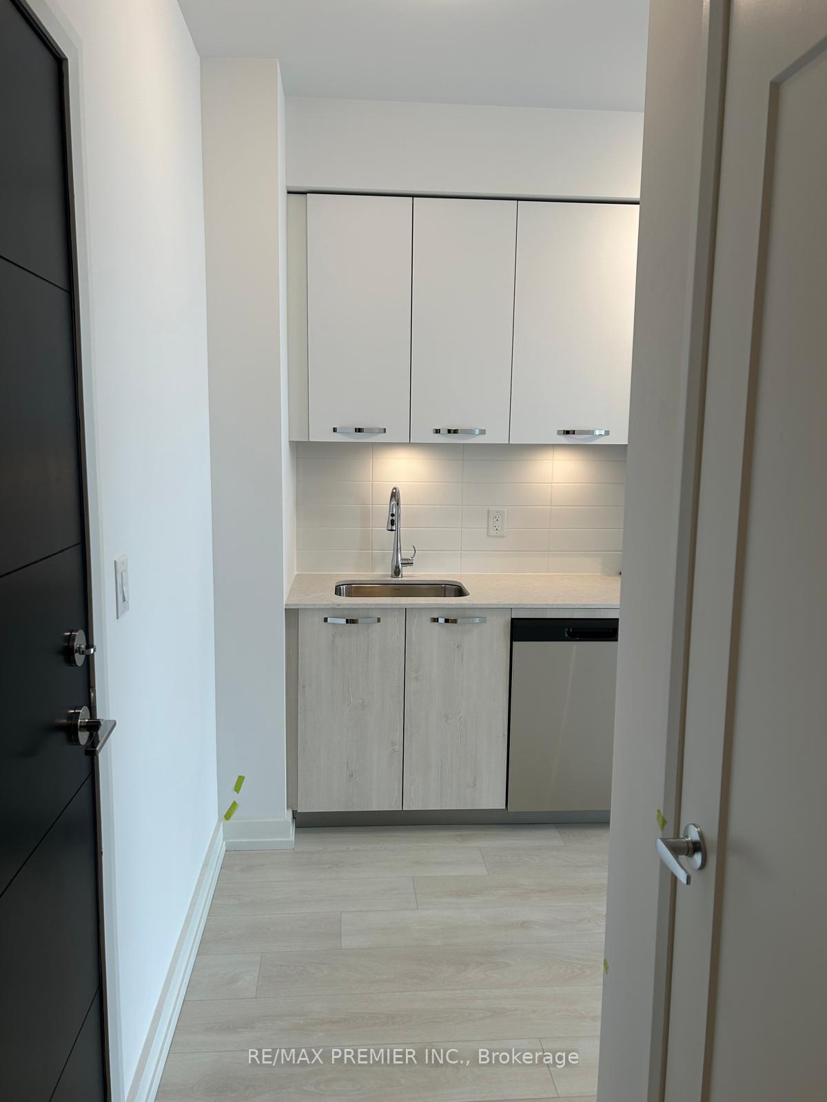 Photo 19 of 75 James Street S, Hamilton, Corktown — HOMEH