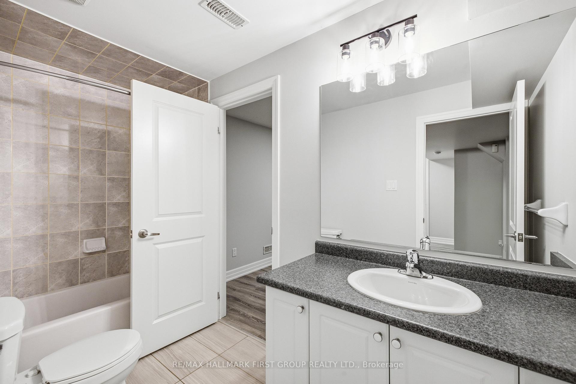 Photo 11 of 527 Halo Street, Oshawa, Windfields — HOMEH